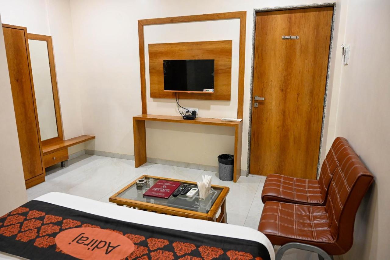 Hotel Adiraj Residency Navi Mumbai Exterior foto