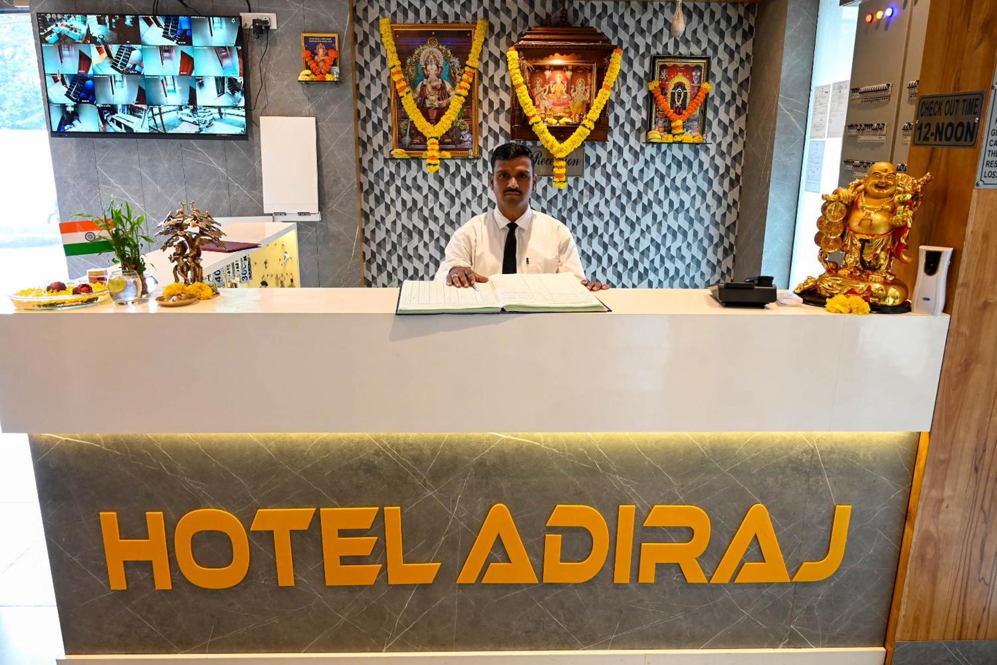 Hotel Adiraj Residency Navi Mumbai Exterior foto