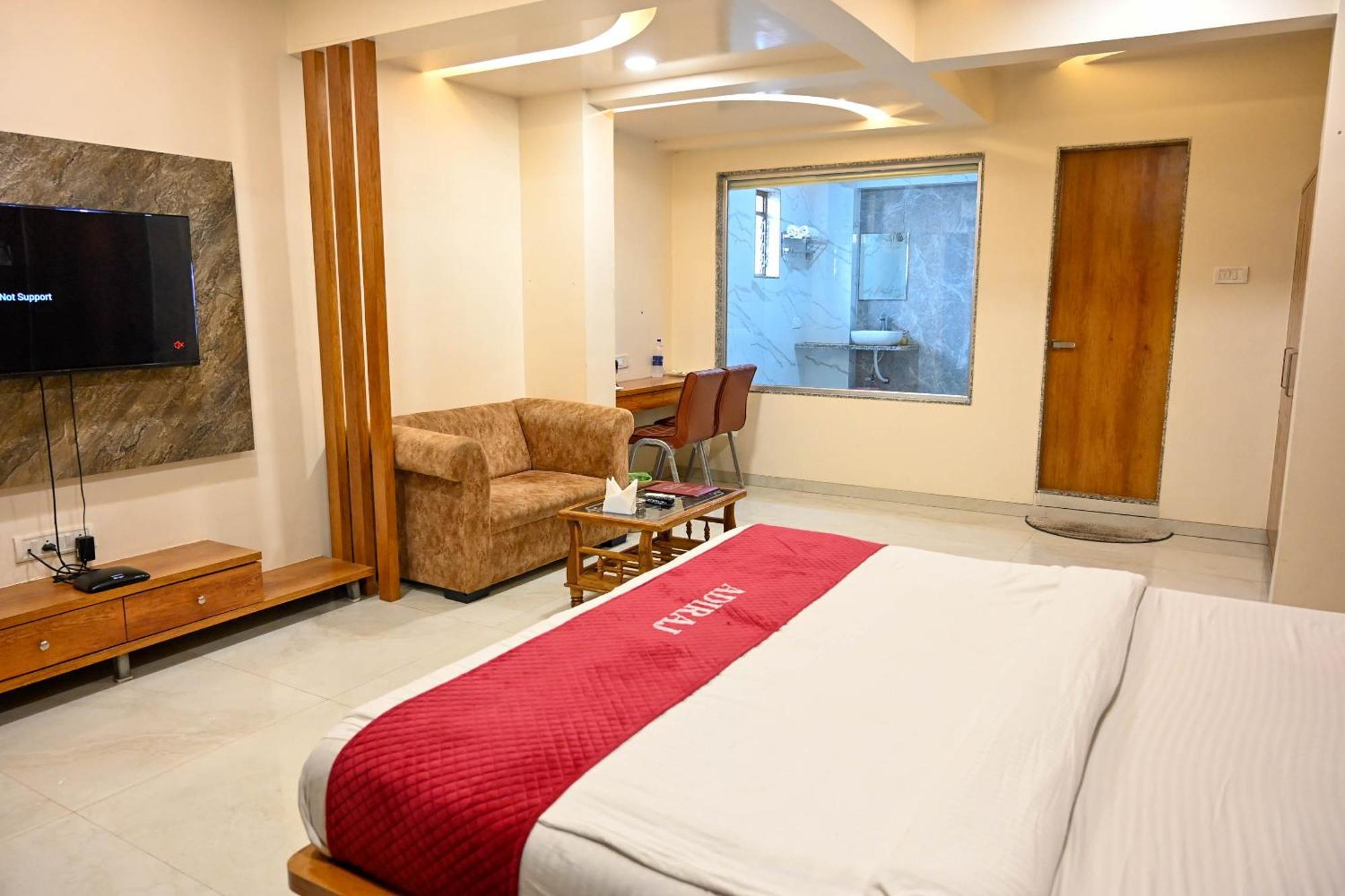Hotel Adiraj Residency Navi Mumbai Exterior foto